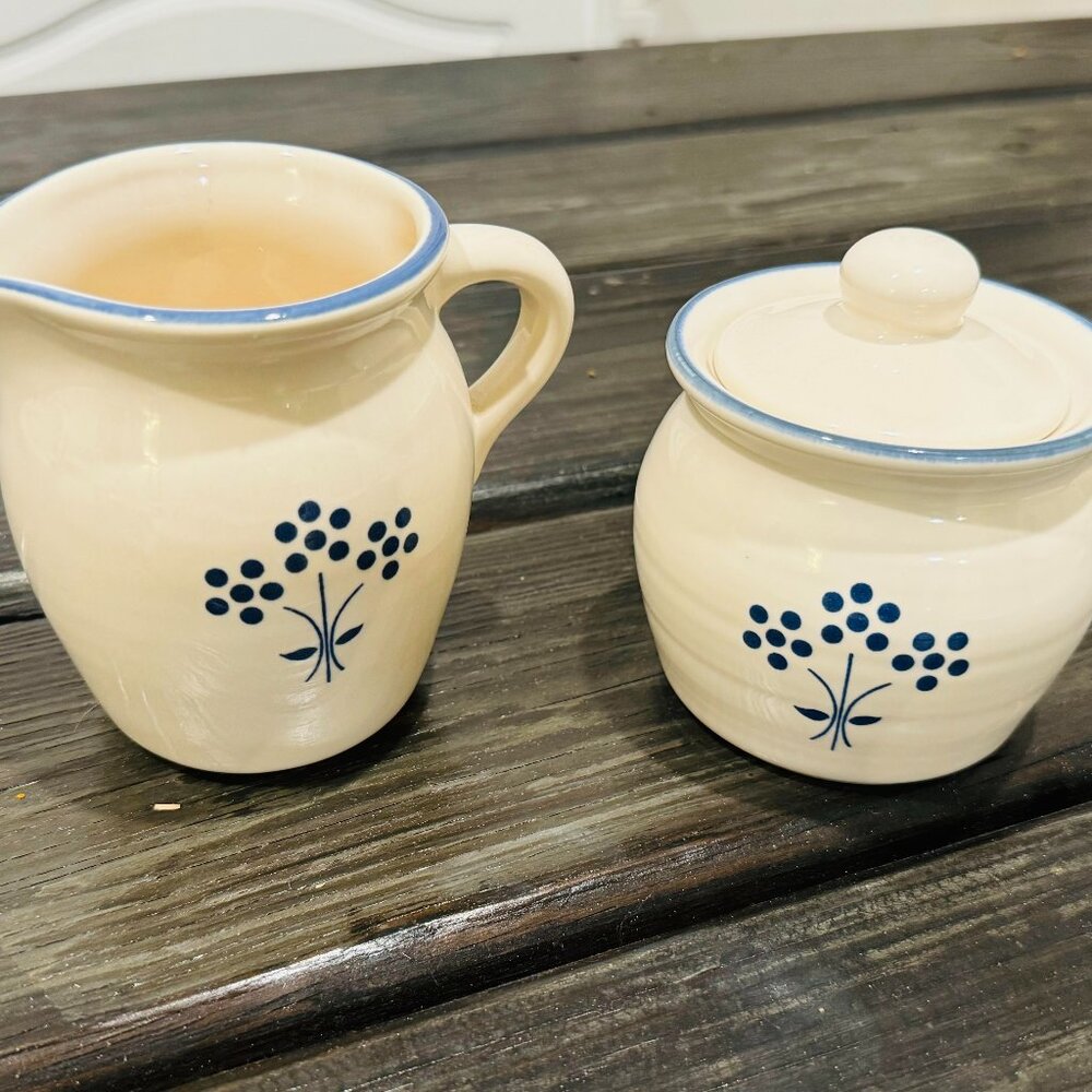 Vintage 1984 Pfaltzgraff Country Fair Cream and Sugar Set